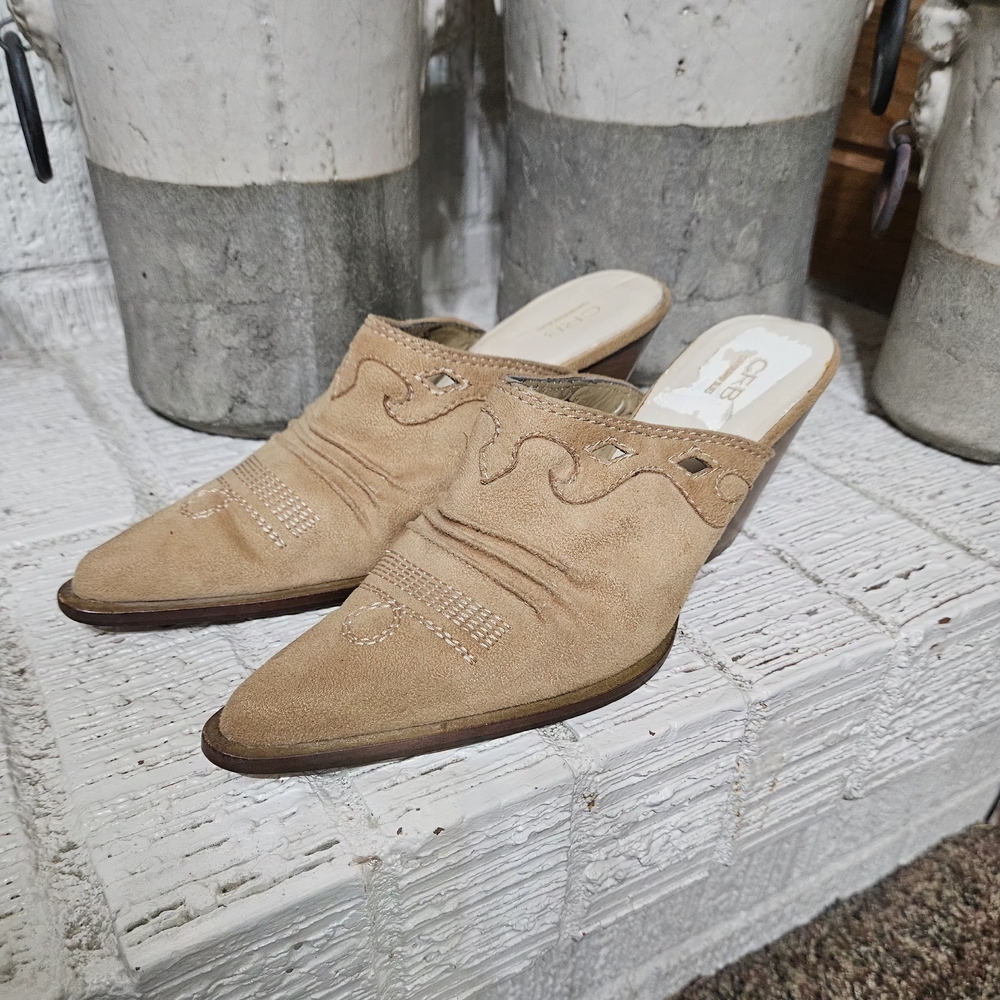 Canyon River Blues Beige Suede Mules
